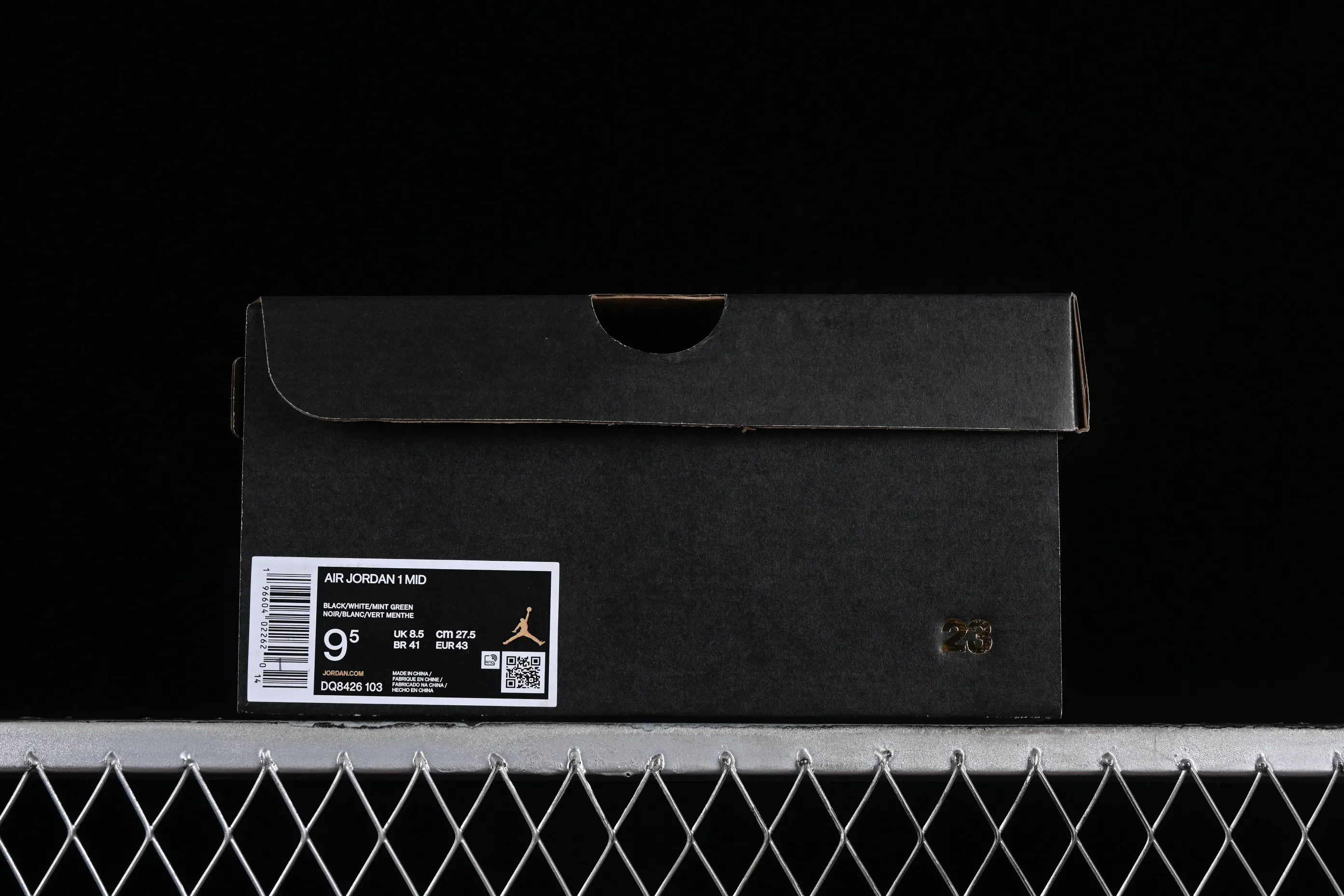 All categories Air Jordan Jordan series basketball shoes Air Jordan 1 Mid Air Jordan 1 Mid AJ1 Joe 1 white black green Chinese culture and leisure sneakers DQ8426-103